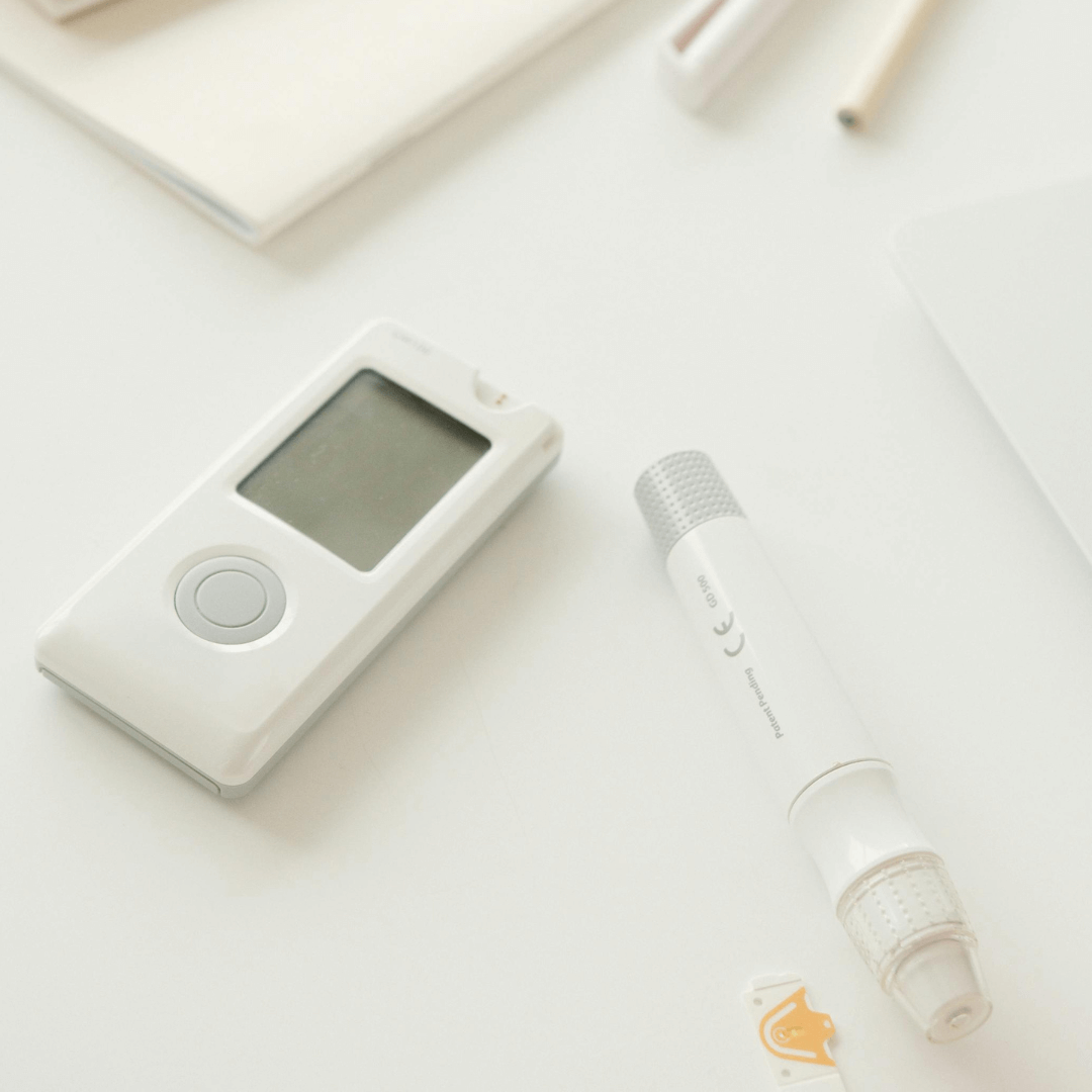 Blood glucose monitor 