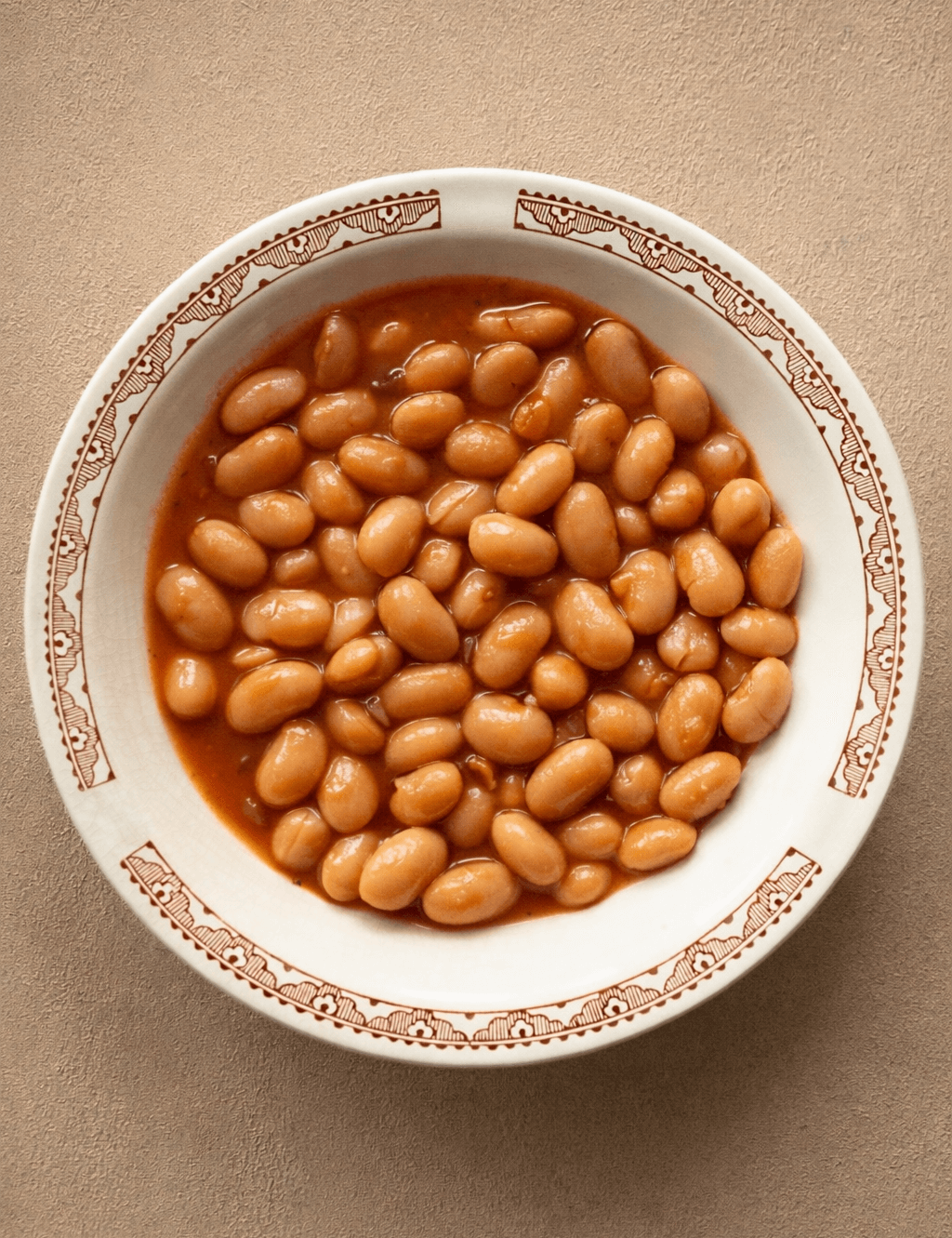 bowl of baked beans