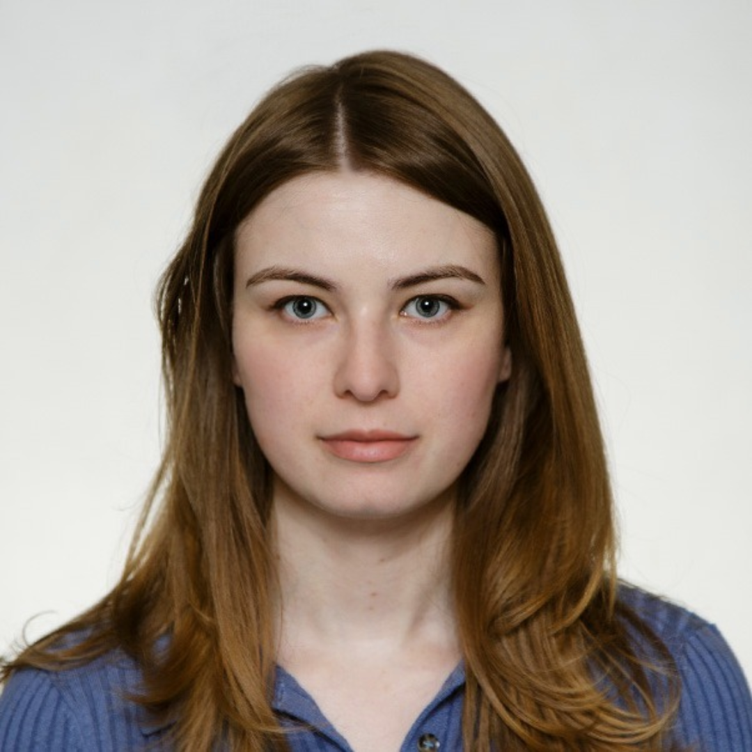 Dr Cassie Hopton